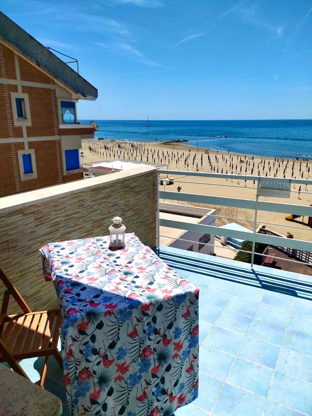Apartamento Sinfonia Del Mare Nettuno Exterior foto